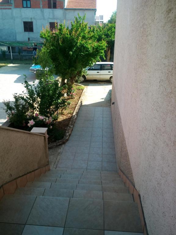بيوغْغاد نا موغو Apartmani Kapitanovic المظهر الخارجي الصورة
